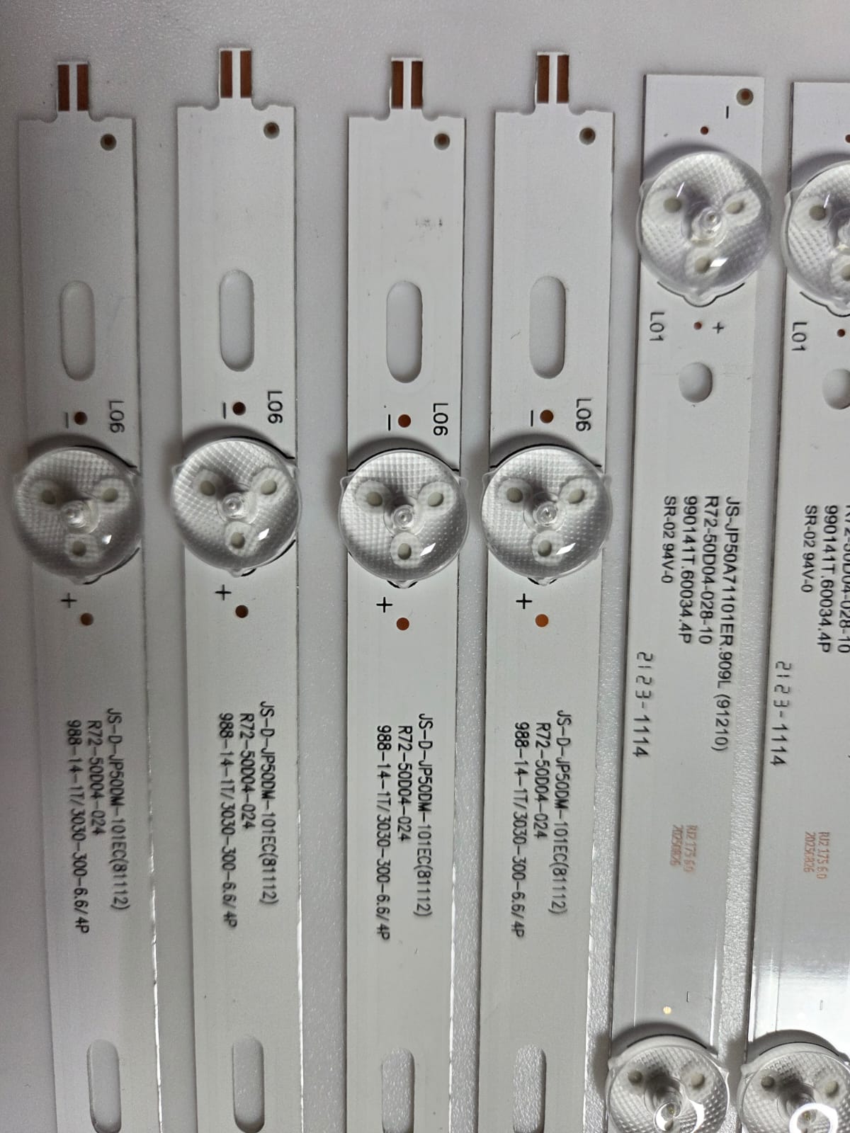 LED RC50J22S-4KSM RCA 50 PLG.