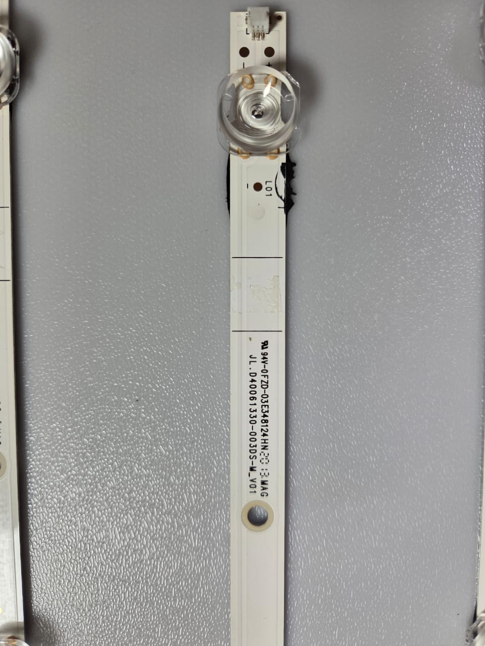Tira LED para televisión HISENSE 40" 40H5F (DE SEGUNDA)
