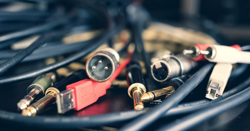 Cables de Audio, Puntas y Accesorios para Car Audio