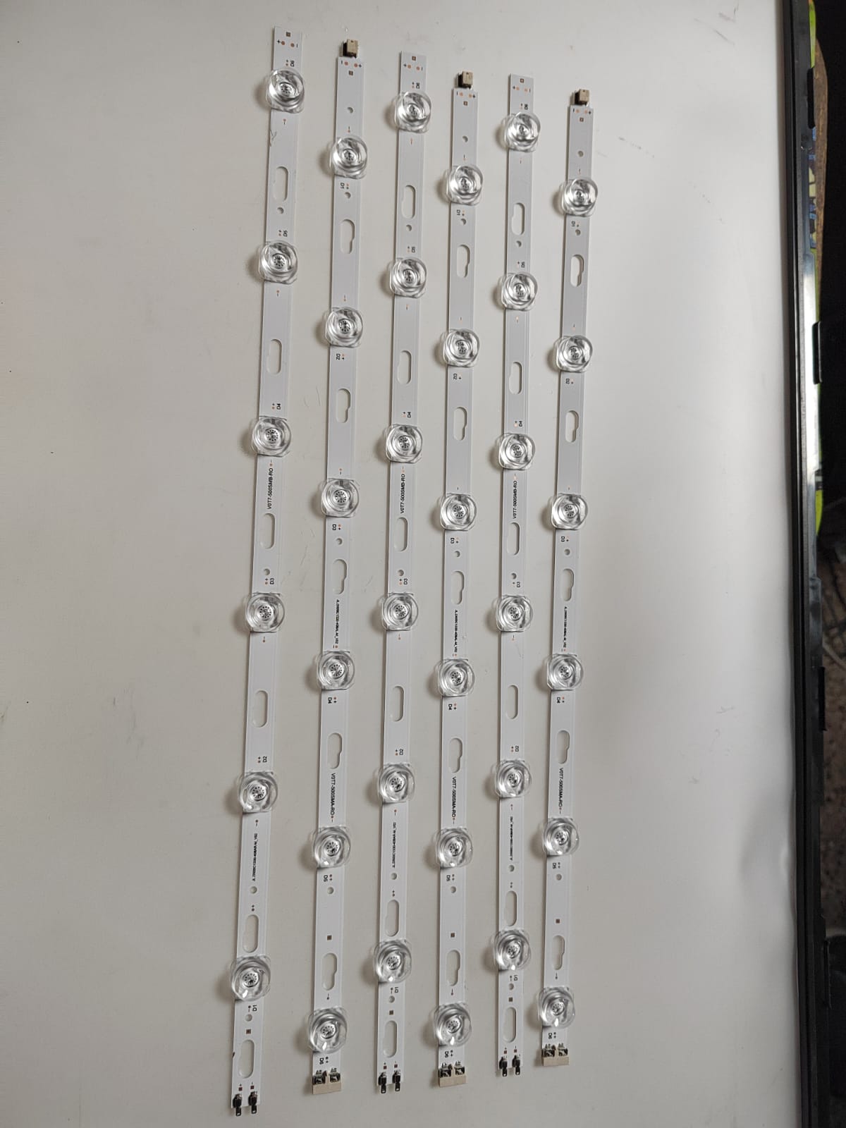 Tira LED para televisión SAMSUNG 50" 50AU7000, UN50TU8000P, UA50TU8000, UE50TU7100