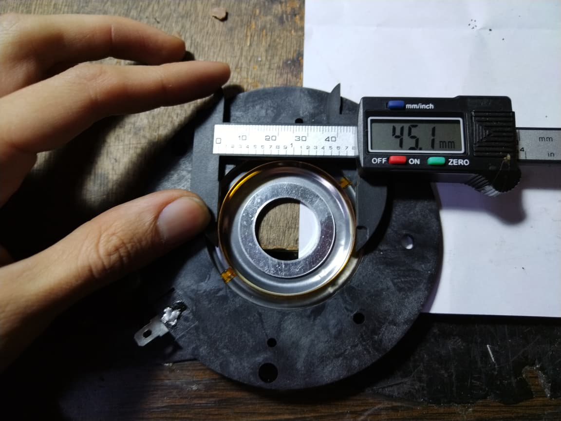 Membrana de repuesto TU - 47 diámetro bobina 45 mm y Base 102.5 mm